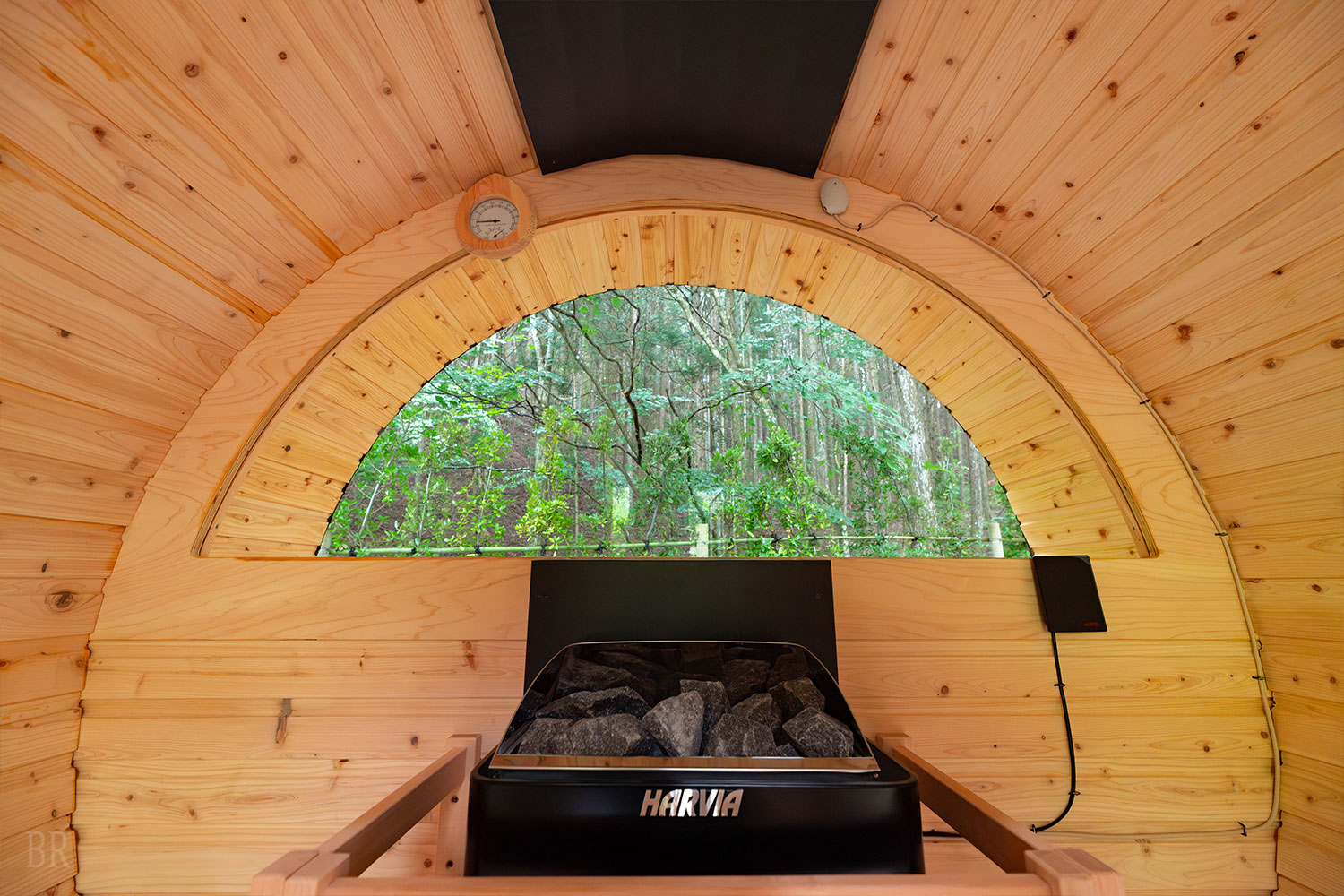 プライベートバレルサウナでリラックス