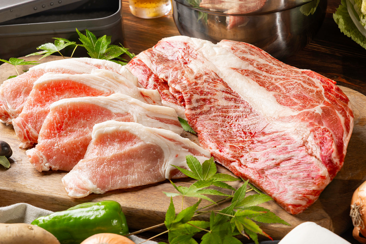 段戸牛肩ロースをはじめとした地元産ブランド肉三種盛コース02